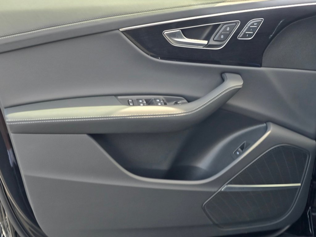 New 2026 Audi Q8 Prestige AWD/4WD image 35