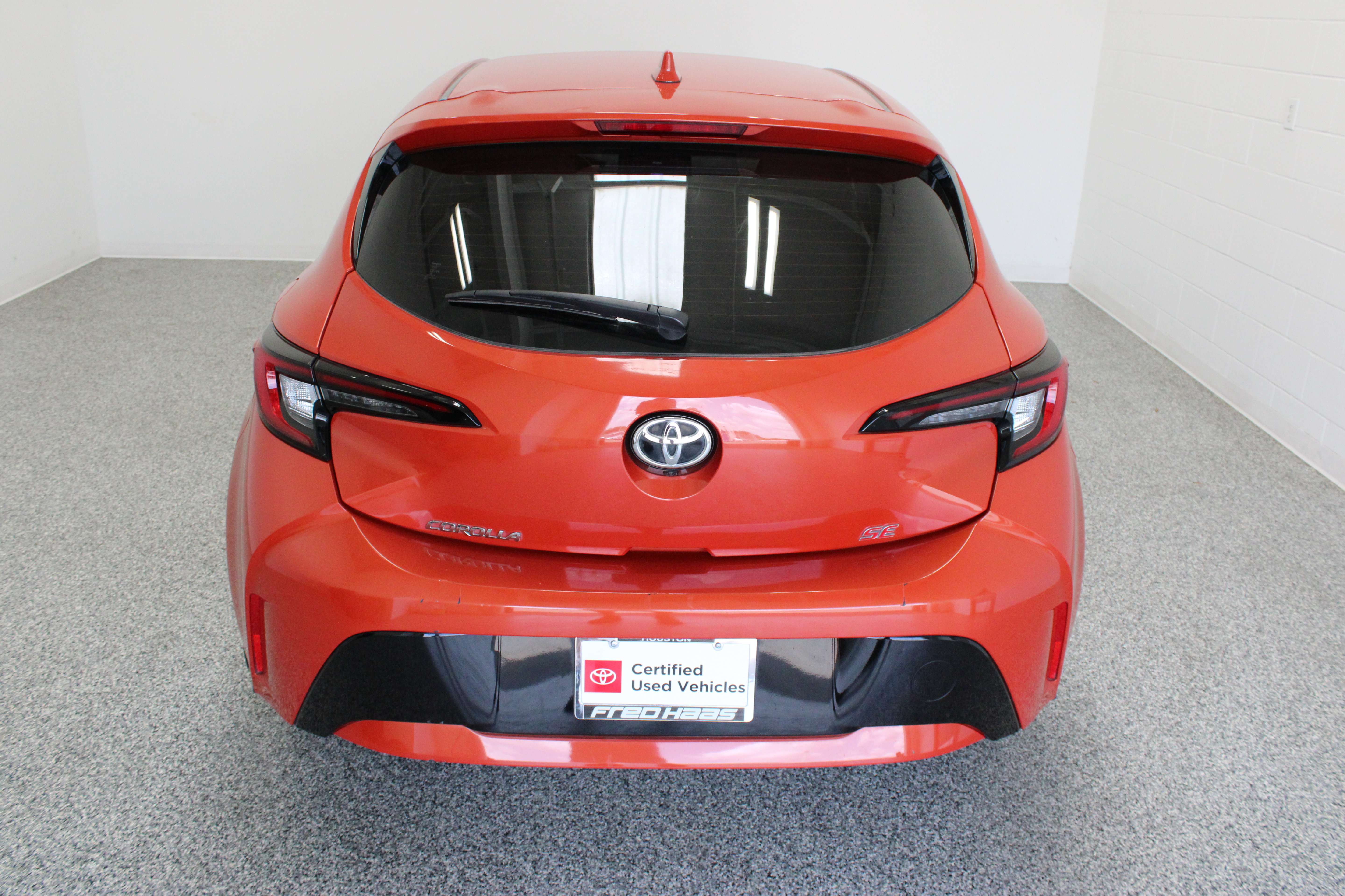 Certified 2024 Toyota Corolla SE FWD image 8