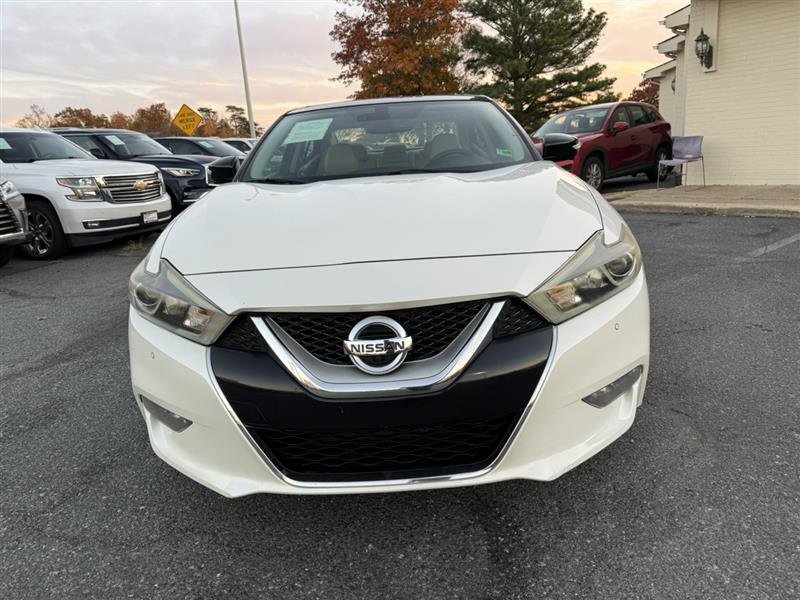 Used 2016 Nissan Maxima Platinum image 2