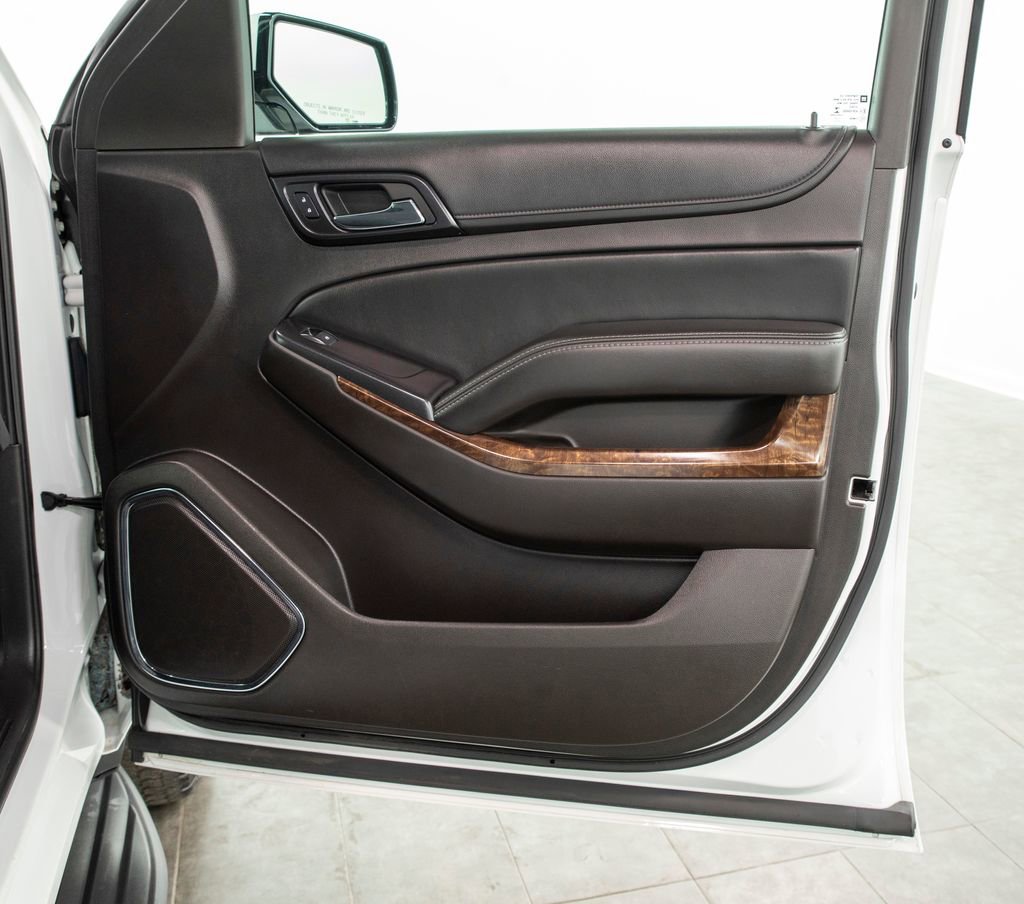 Used 2015 Chevrolet Tahoe 4WD image 17