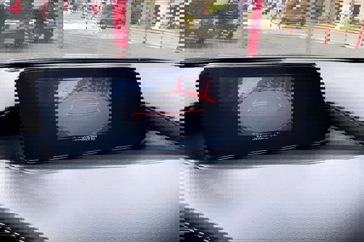 Used 2024 MAZDA MAZDA3 s image 19