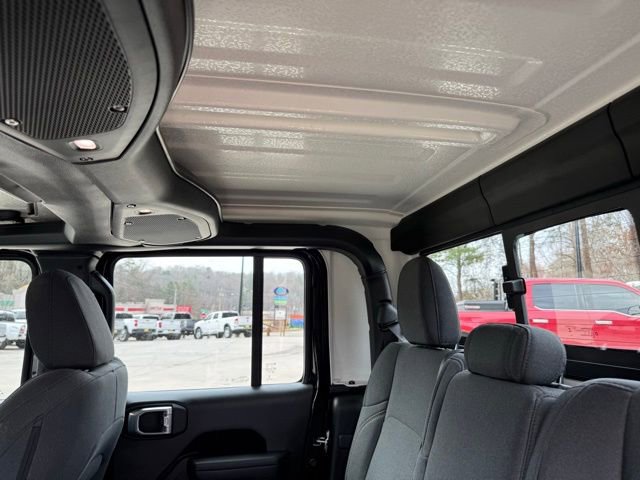 Used 2024 Jeep Gladiator Sport AWD/4WD image 56