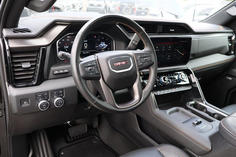 Used 2025 GMC Sierra 3500 AT4 w/ AT4 Premium Plus Package AWD/4WD image 21