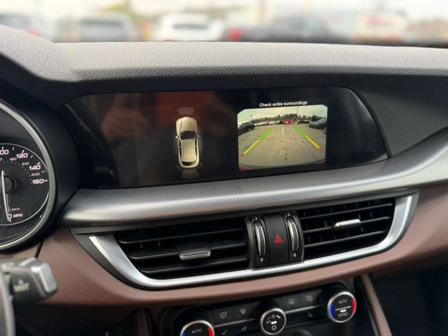 Used 2018 Alfa Romeo Stelvio Sport w/ Quick Order Package 22J Sport image 10