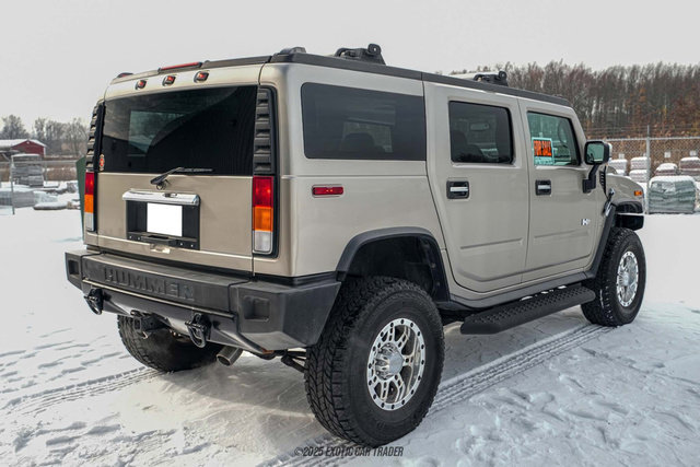 Used 2003 HUMMER H2 w/ Preferred Equipment Group image 8