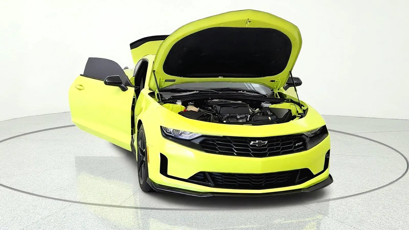 Used 2019 Chevrolet Camaro LT w/ 1LE Track Performance Package RWD image 12