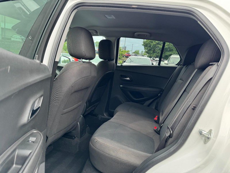 Used 2020 Chevrolet Trax LS w/ Tint and Cruise Package FWD image 7