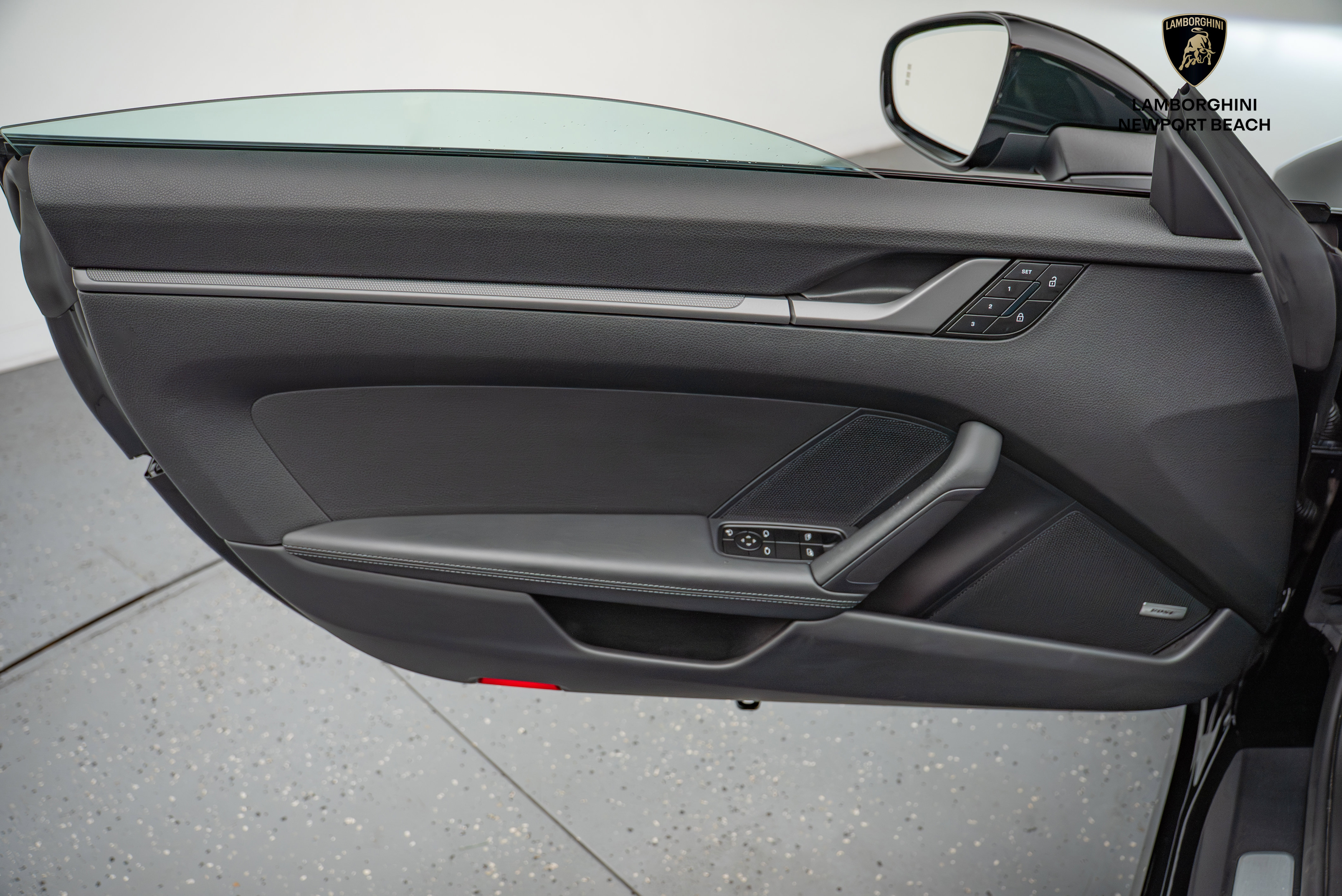 Used 2025 Porsche 911 Carrera image 35