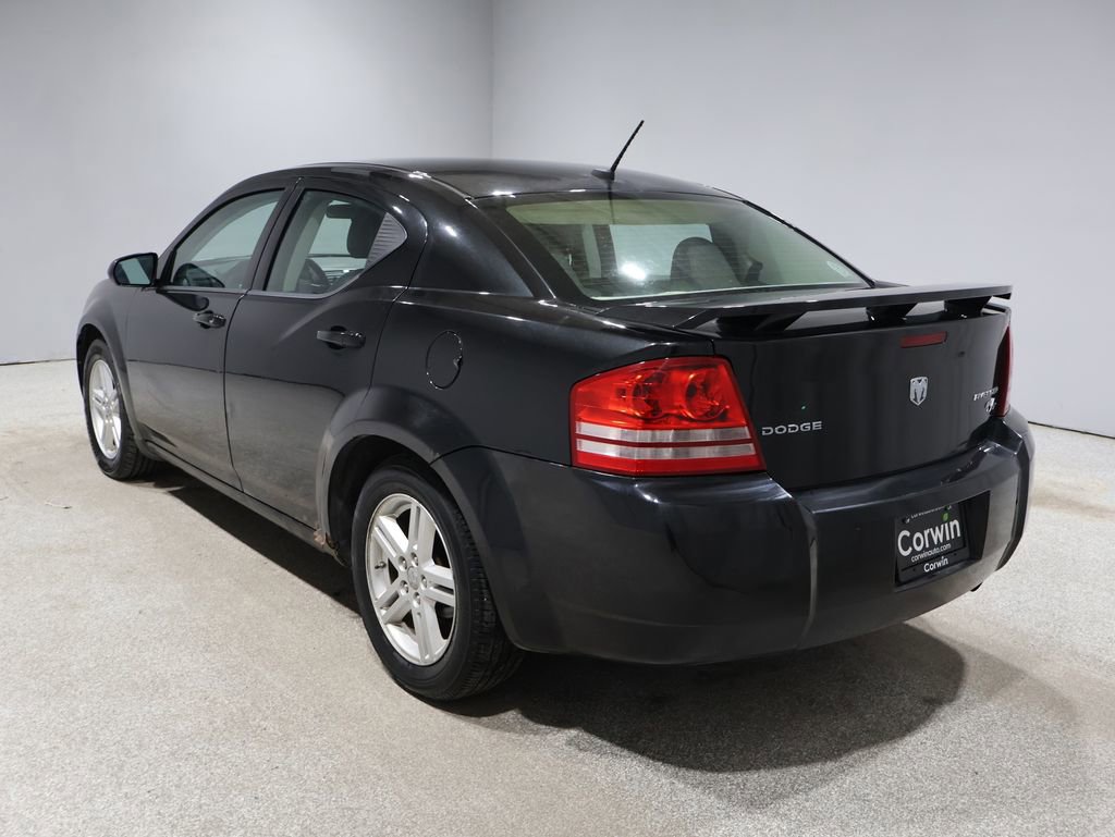 Used 2010 Dodge Avenger R/T image 6