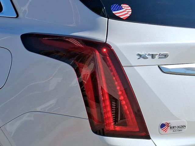 New 2026 Cadillac XT5 Luxury w/ LPO, Floor Liner Package image 8