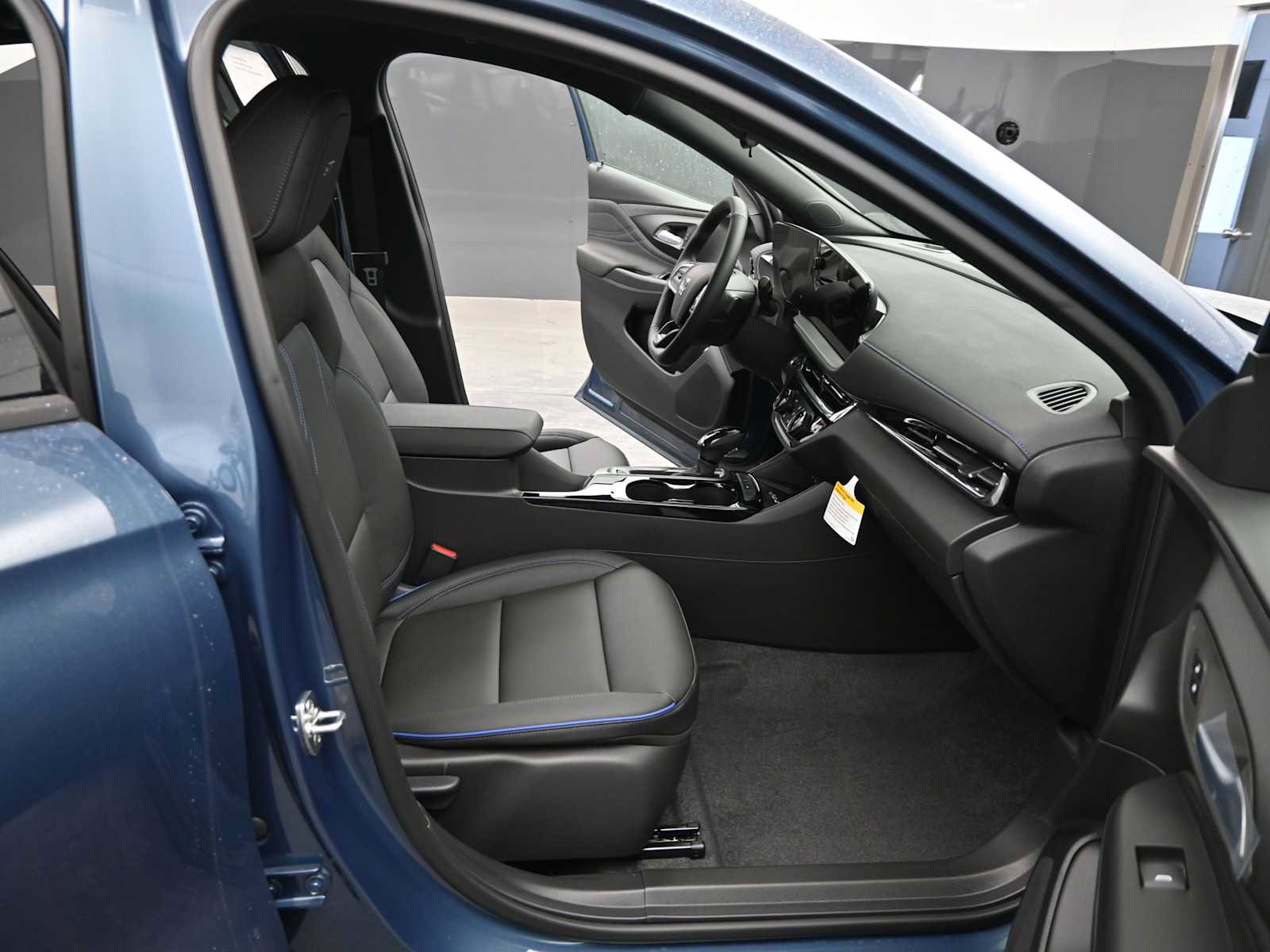 New 2026 Buick Envista Sport Touring w/ Convenience I Package FWD image 16