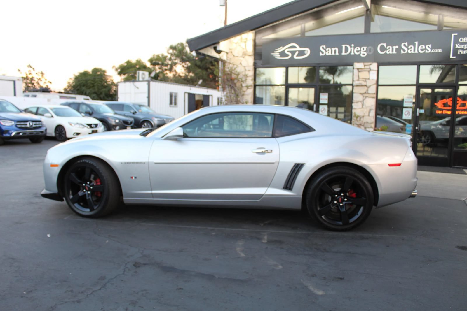Used 2011 Chevrolet Camaro LT w/ RS Package RWD image 2
