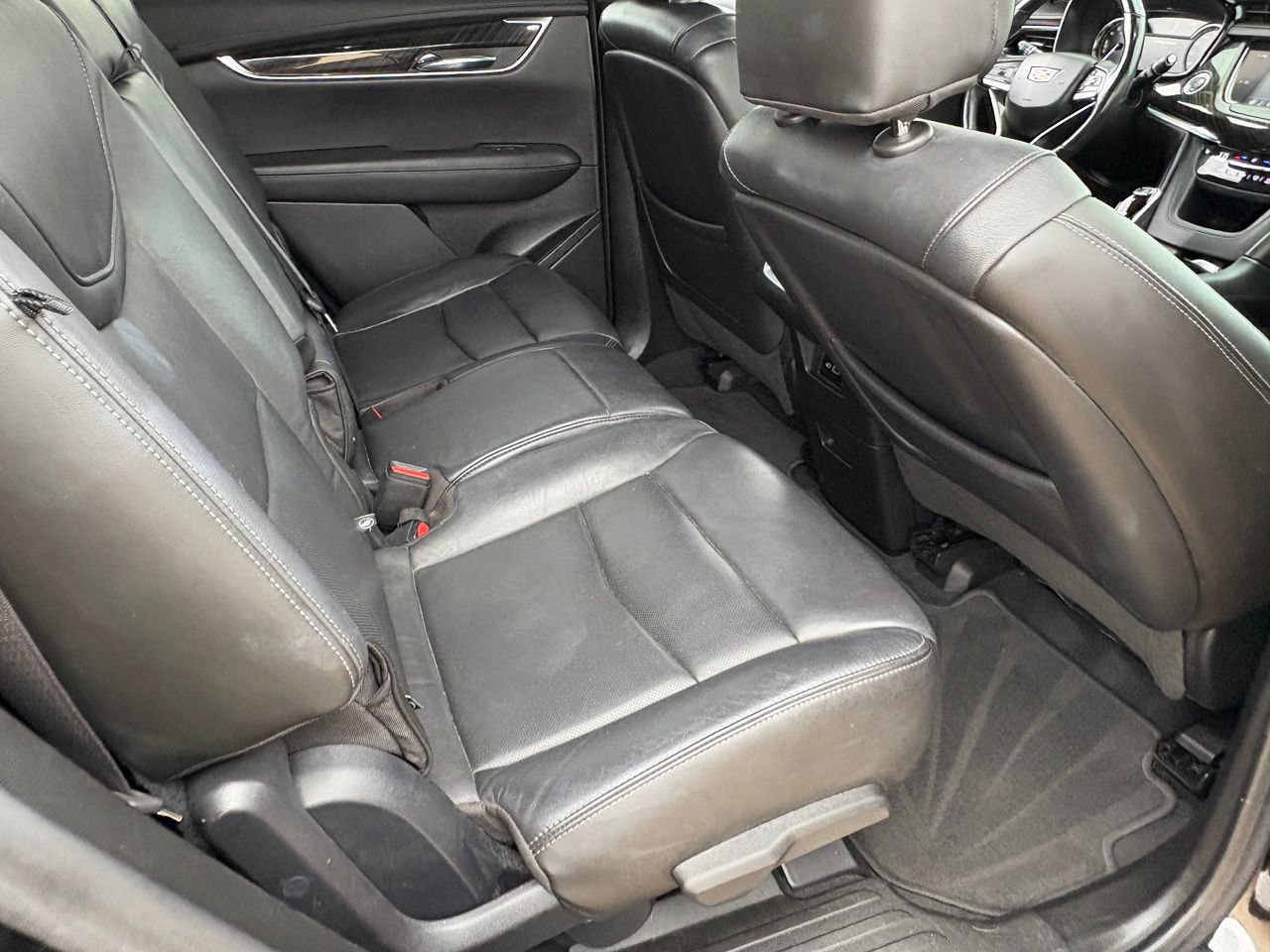 Used 2020 Cadillac XT6 Premium Luxury FWD image 37