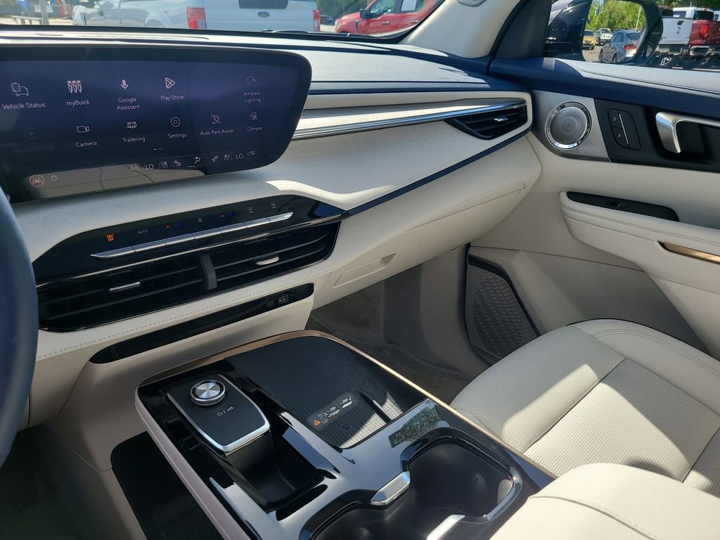 Used 2026 Buick Enclave Avenir w/ Super Cruise Package image 23