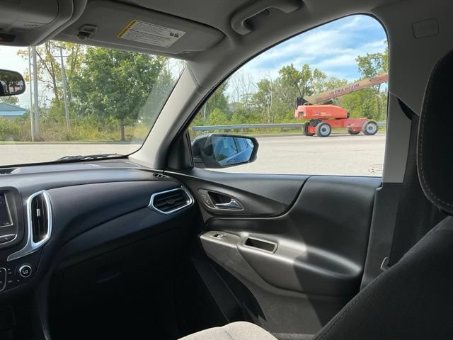 Used 2022 Chevrolet Equinox LT AWD/4WD image 26