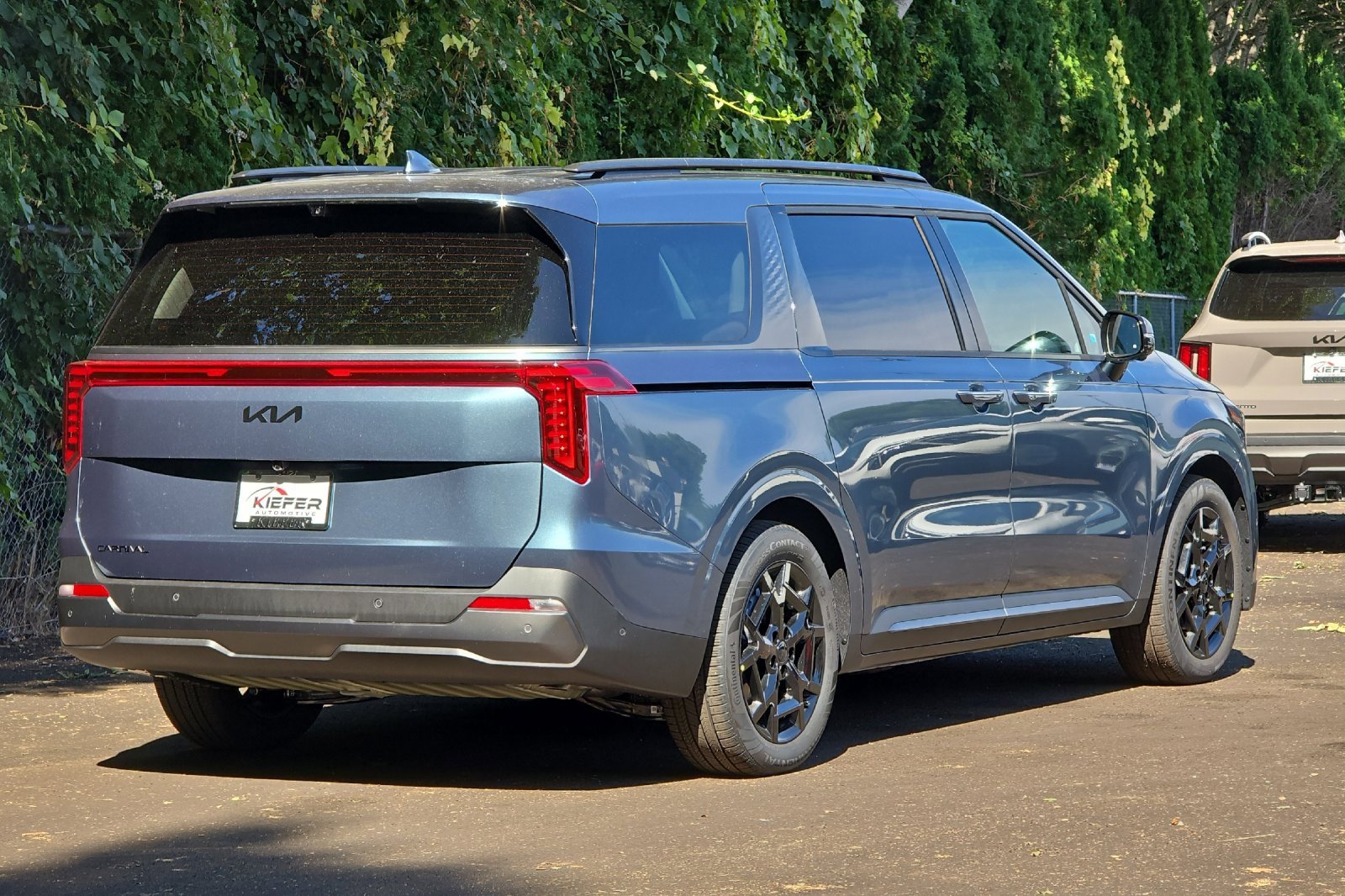 New 2026 Kia Carnival SX Prestige image 3
