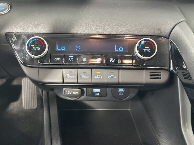Used 2026 Hyundai Elantra Hybrid FWD image 13