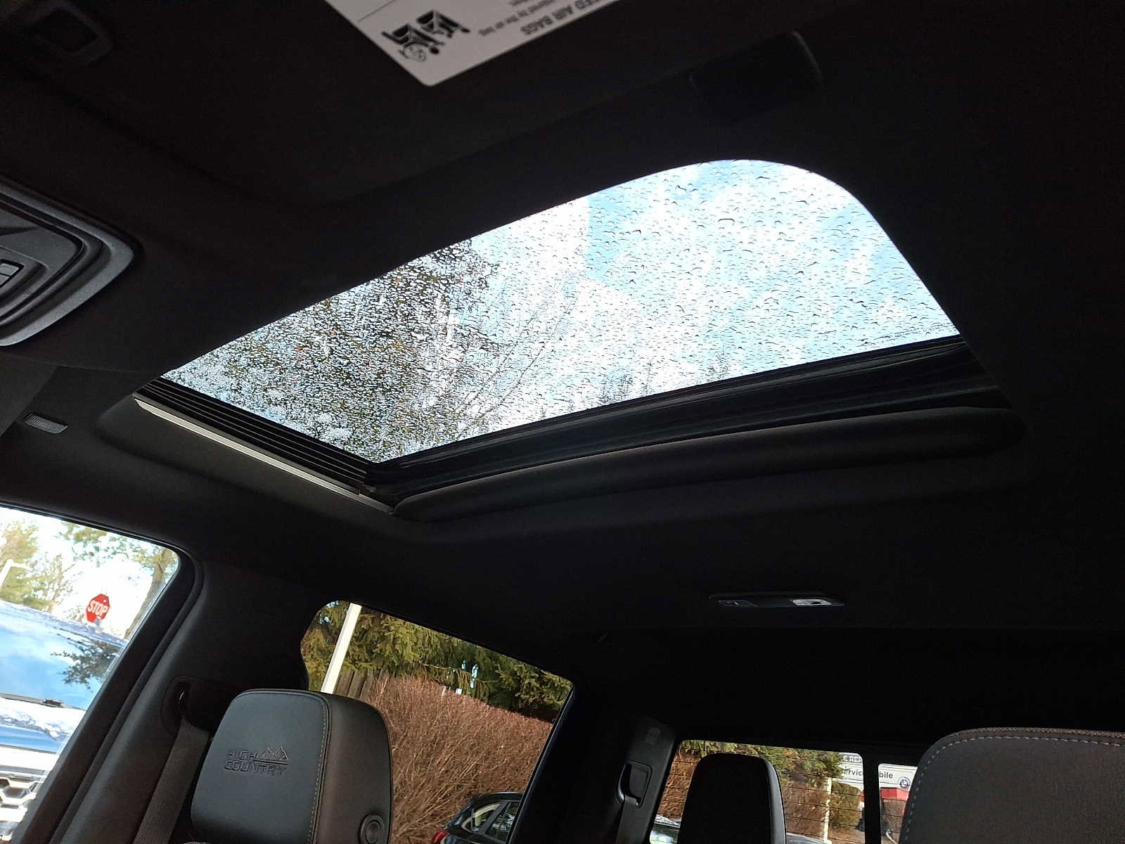 Used 2021 Chevrolet Silverado 1500 High Country w/ Technology Package image 10