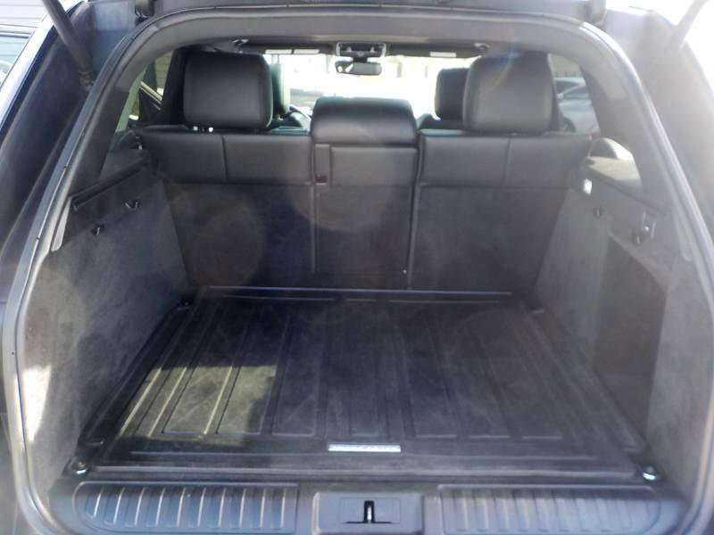 Used 2016 Land Rover Range Rover Sport SE image 25