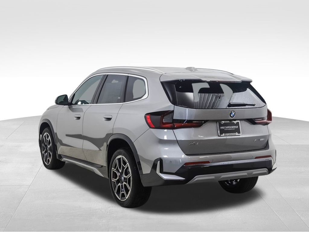 Used 2025 BMW X1 xDrive28i w/ Convenience Package image 3