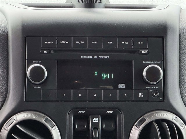 Used 2018 Jeep Wrangler Unlimited Sport S image 3