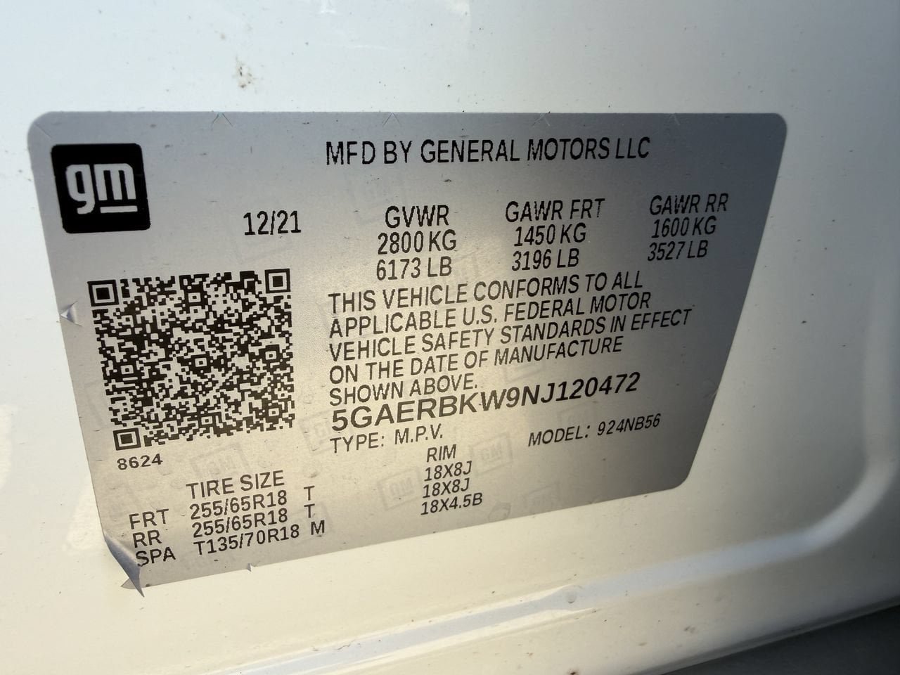 Used 2022 Buick Enclave Essence FWD image 28