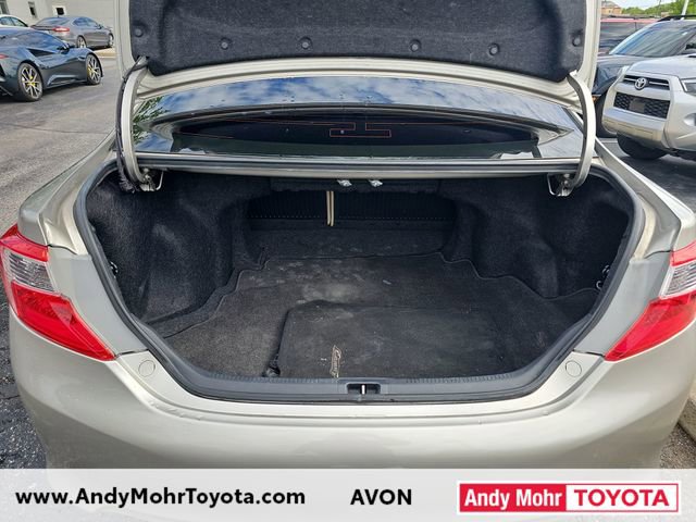 Used 2014 Toyota Camry LE FWD image 12