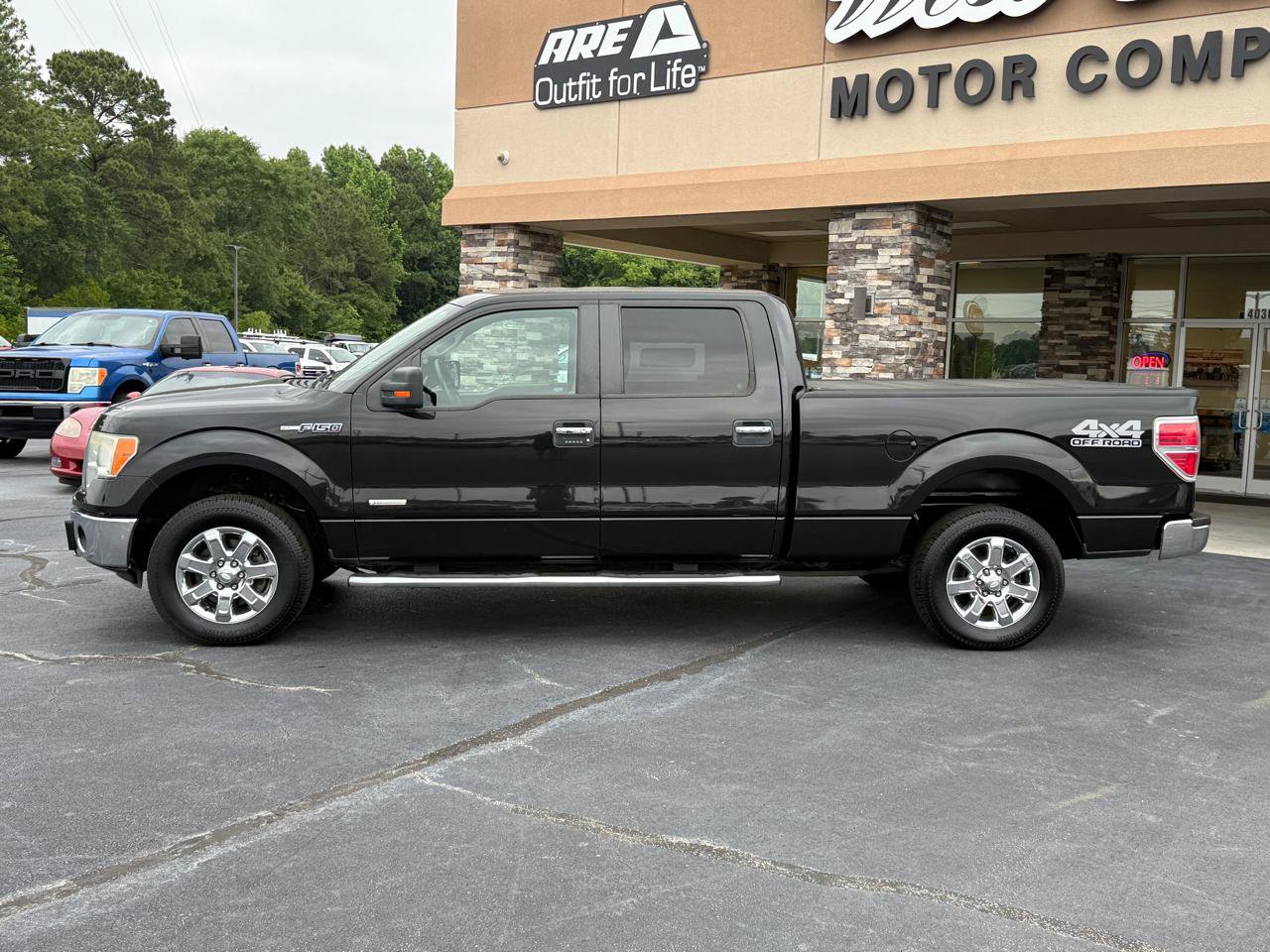 Used 2013 Ford F150 XLT w/ Luxury Equipment Group AWD/4WD image 2