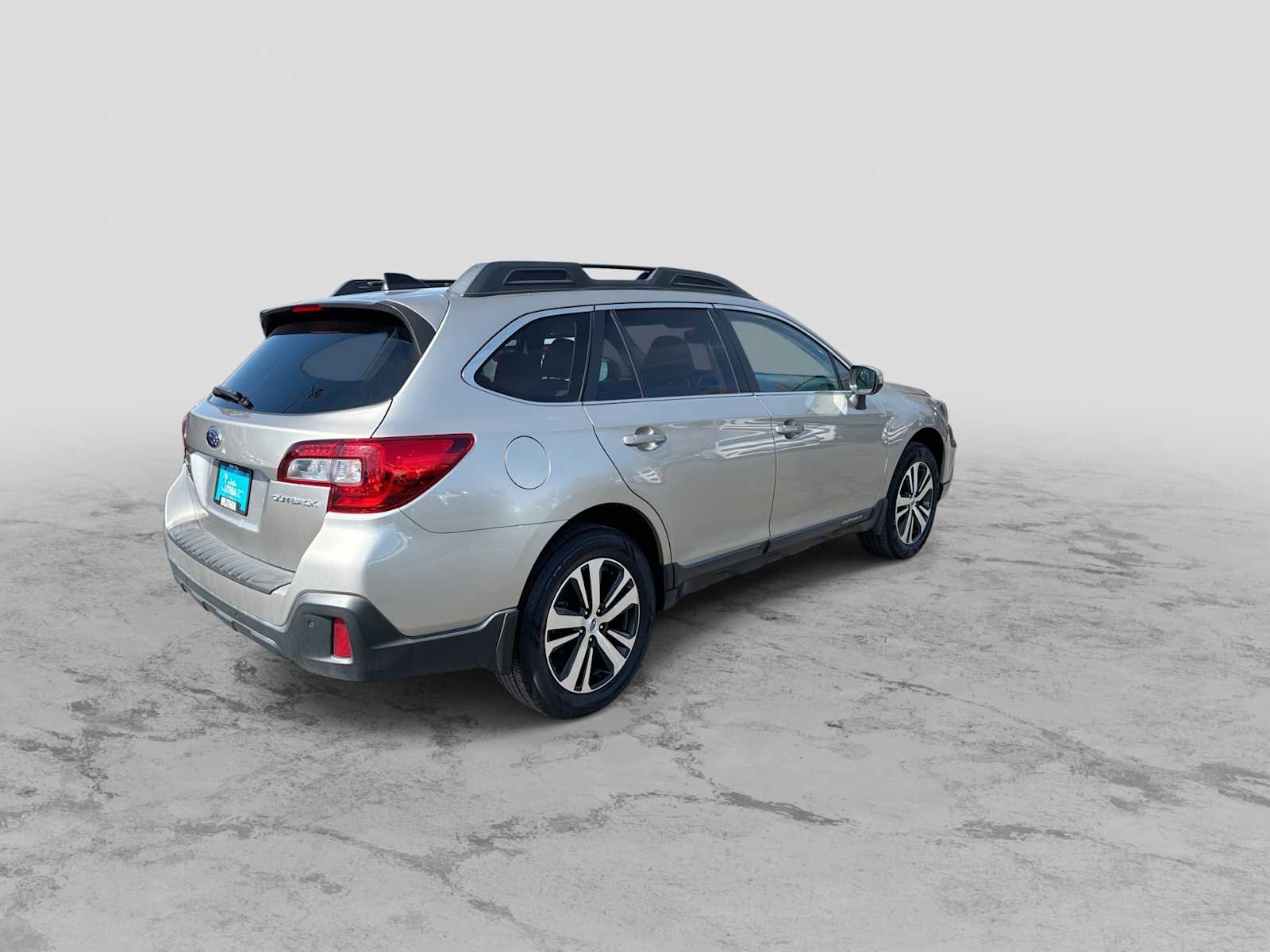 Used 2018 Subaru Outback 2.5i Limited AWD/4WD image 8