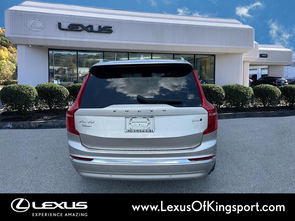 Used 2023 Volvo XC90 B6 Plus w/ Protection Package AWD/4WD image 4