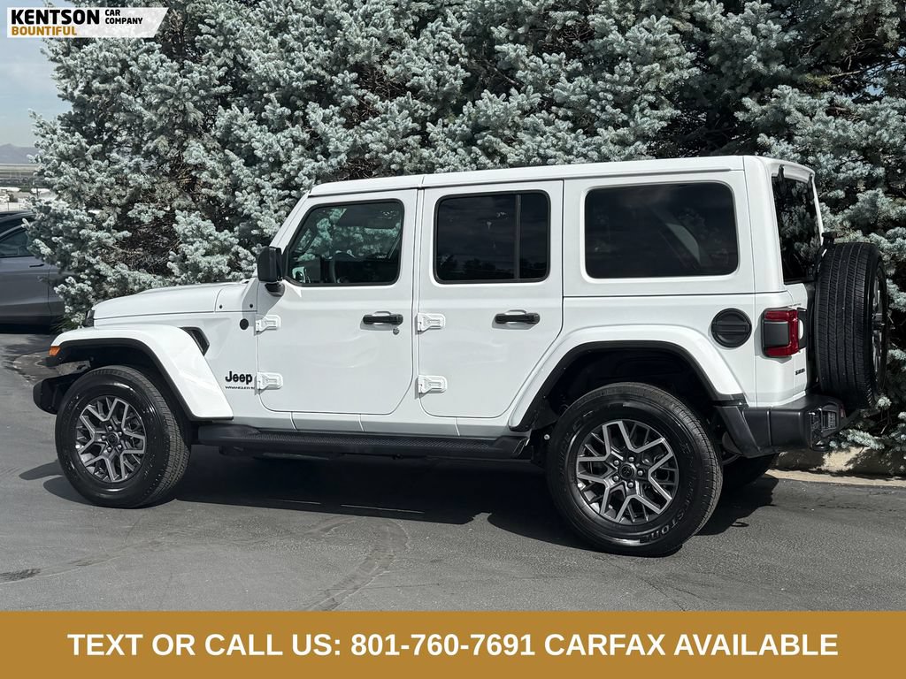 Used 2026 Jeep Wrangler Unlimited Sahara AWD/4WD image 4