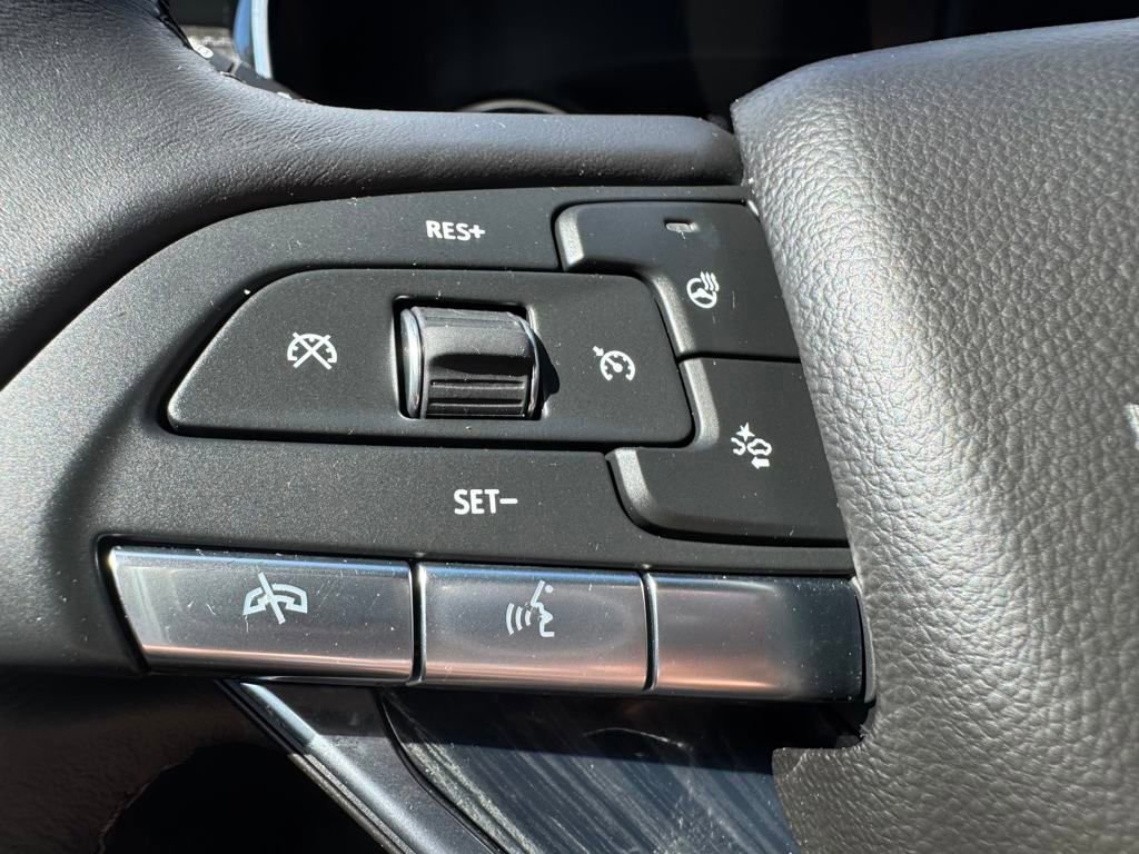 Used 2023 Cadillac XT6 Premium Luxury image 14