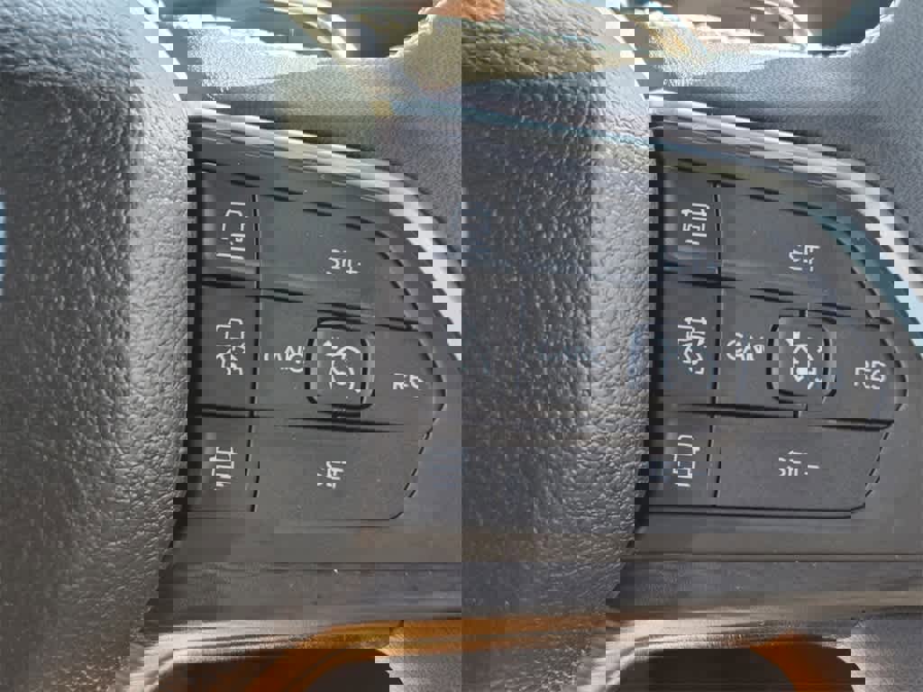 New 2025 Jeep Grand Cherokee Altitude image 20