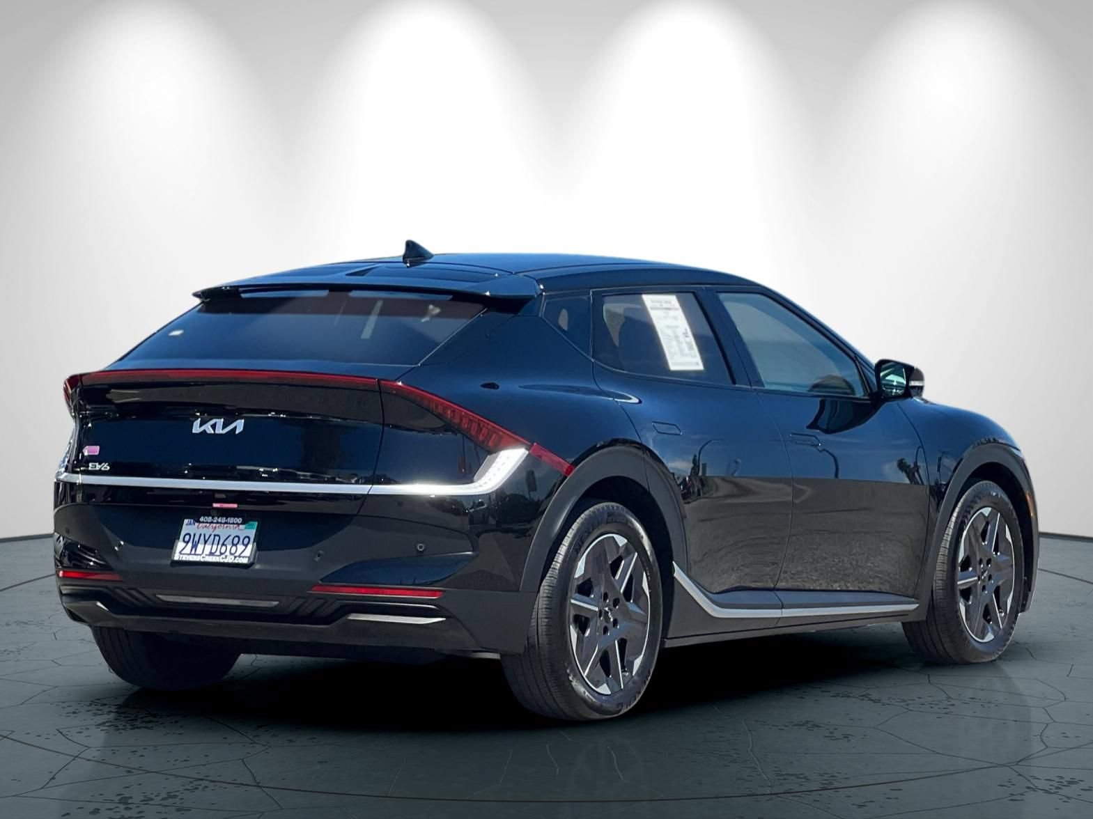 Used 2025 Kia EV6 Light RWD image 4