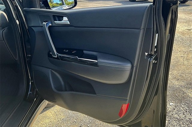 Used 2020 Kia Sportage EX image 19