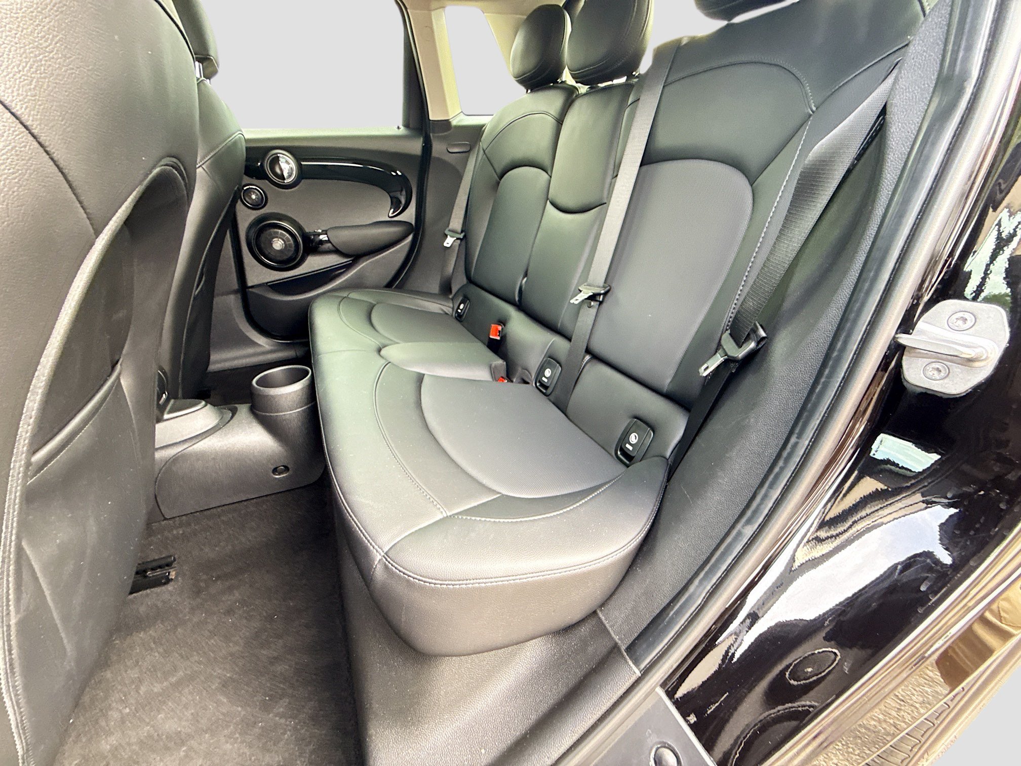 Used 2019 MINI Cooper S FWD image 19