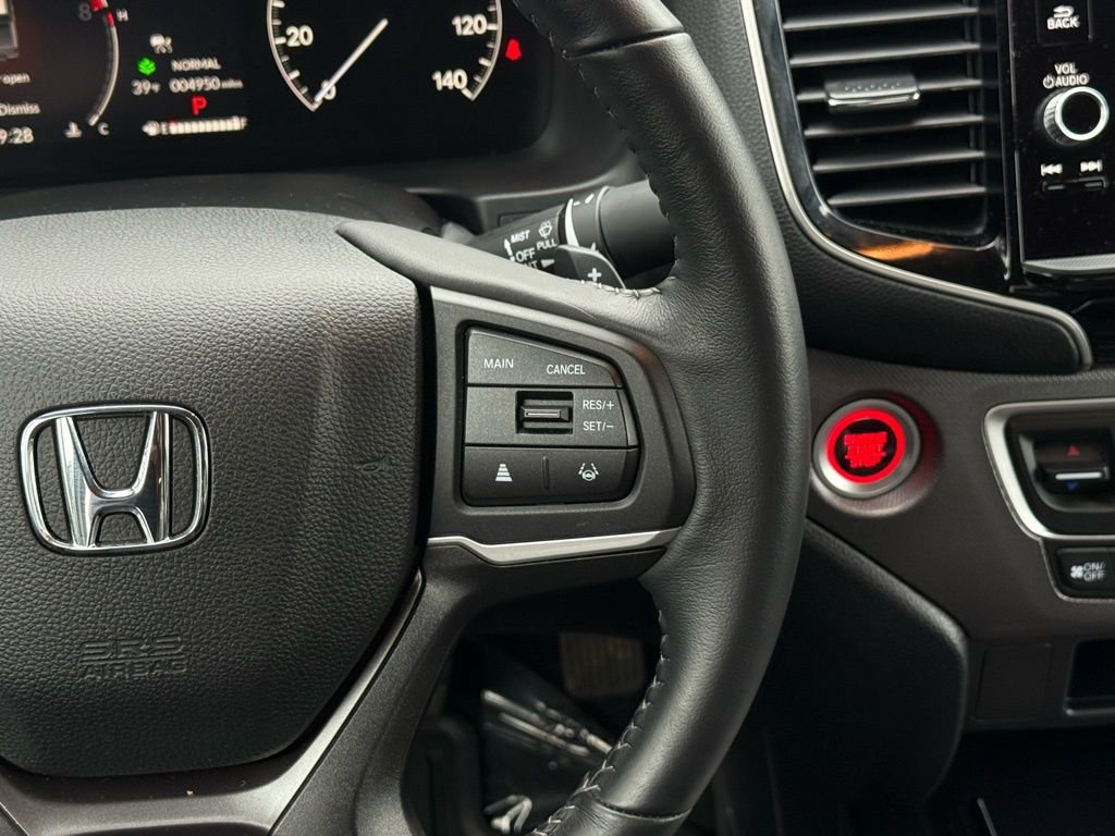 Certified 2025 Honda Ridgeline Sport+ image 23