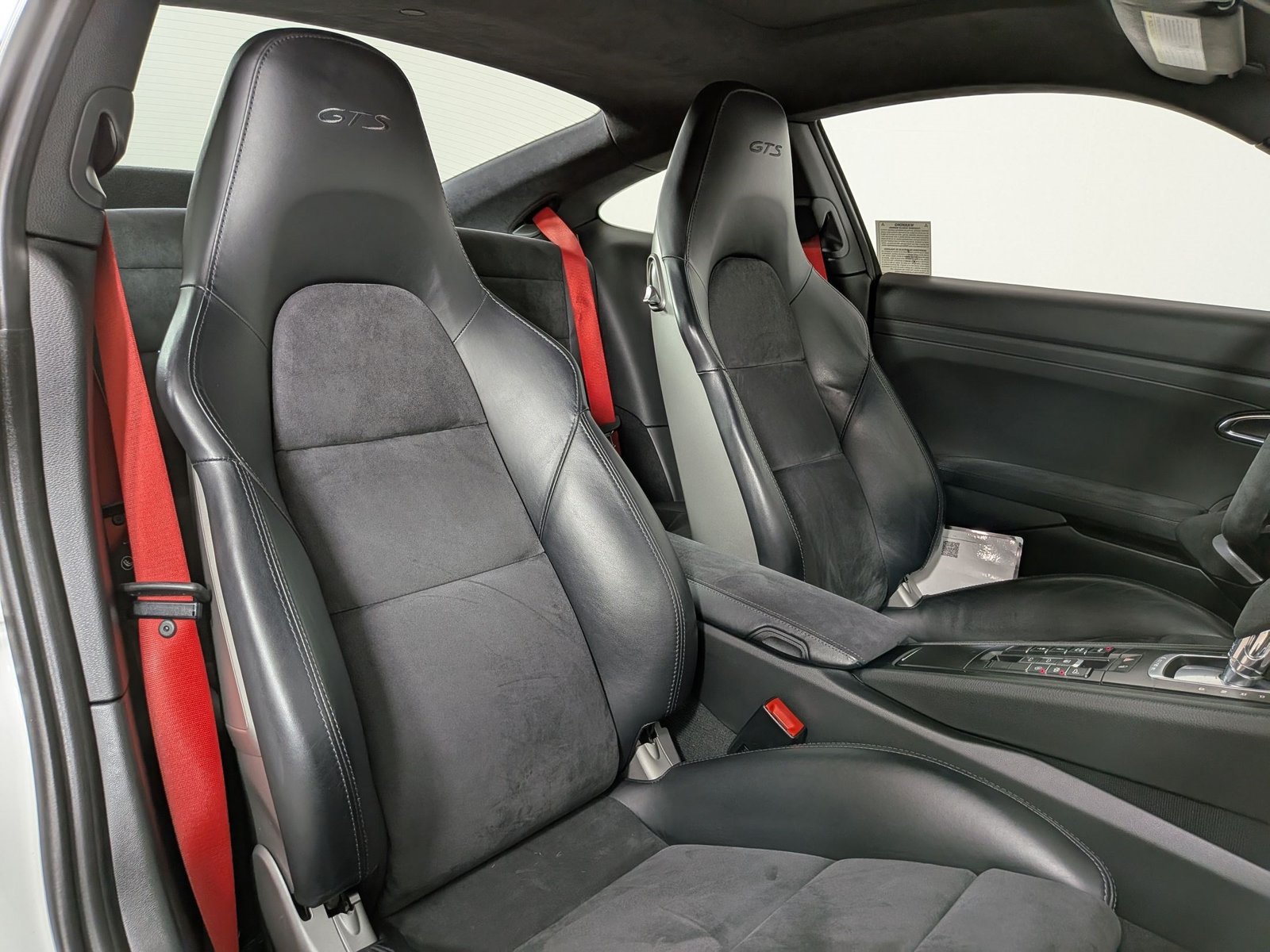 Used 2015 Porsche 911 Carrera 4 GTS AWD/4WD image 22