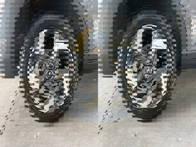 New 2026 Hyundai Venue SEL image 39