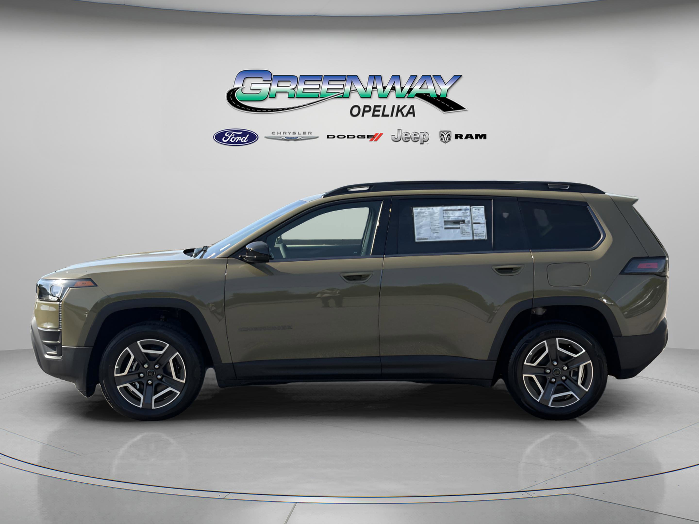 New 2026 Jeep Cherokee Laredo image 4