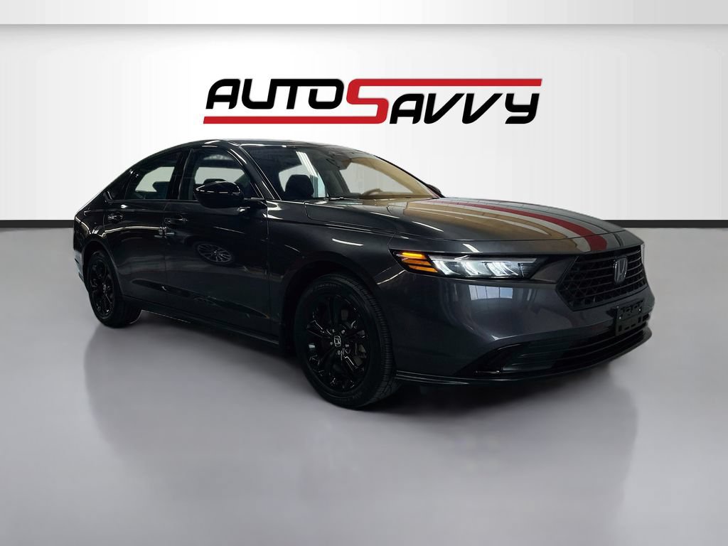 Used 2025 Honda Accord SE image 1