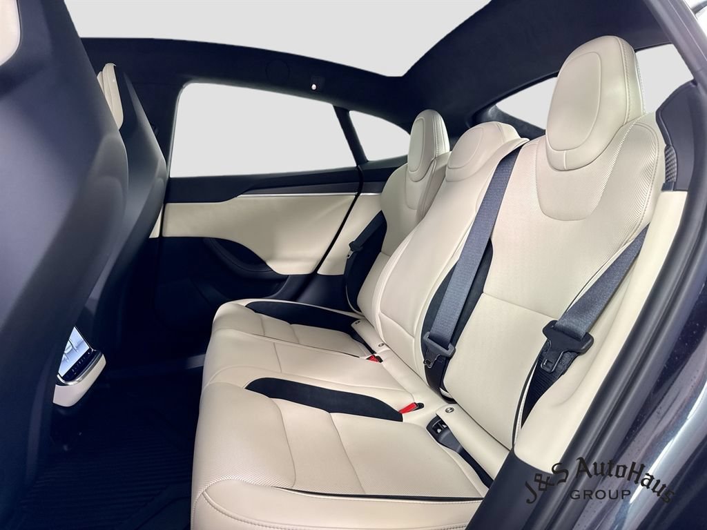 Used 2025 Tesla Model S Plaid AWD/4WD image 28