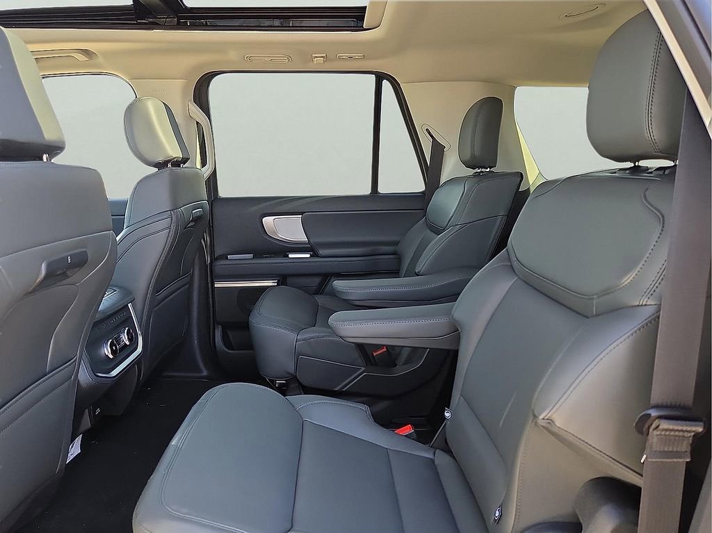 New 2026 Ford Expedition Max Active image 13