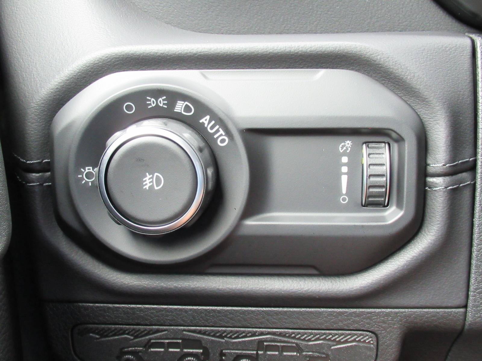 New 2026 Jeep Wrangler Unlimited Sahara AWD/4WD image 23