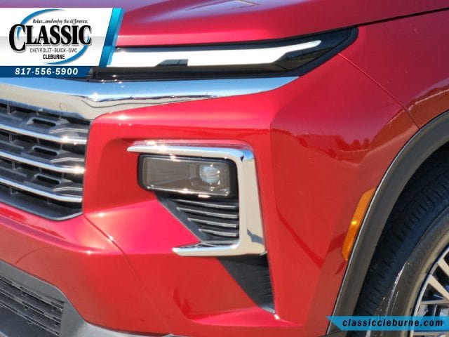 Used 2025 Chevrolet Traverse LT w/ Driver Confidence Package FWD image 12