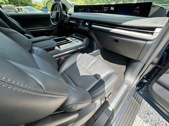 New 2027 Lincoln Navigator Reserve w/ Jet Appearance Package AWD/4WD image 22