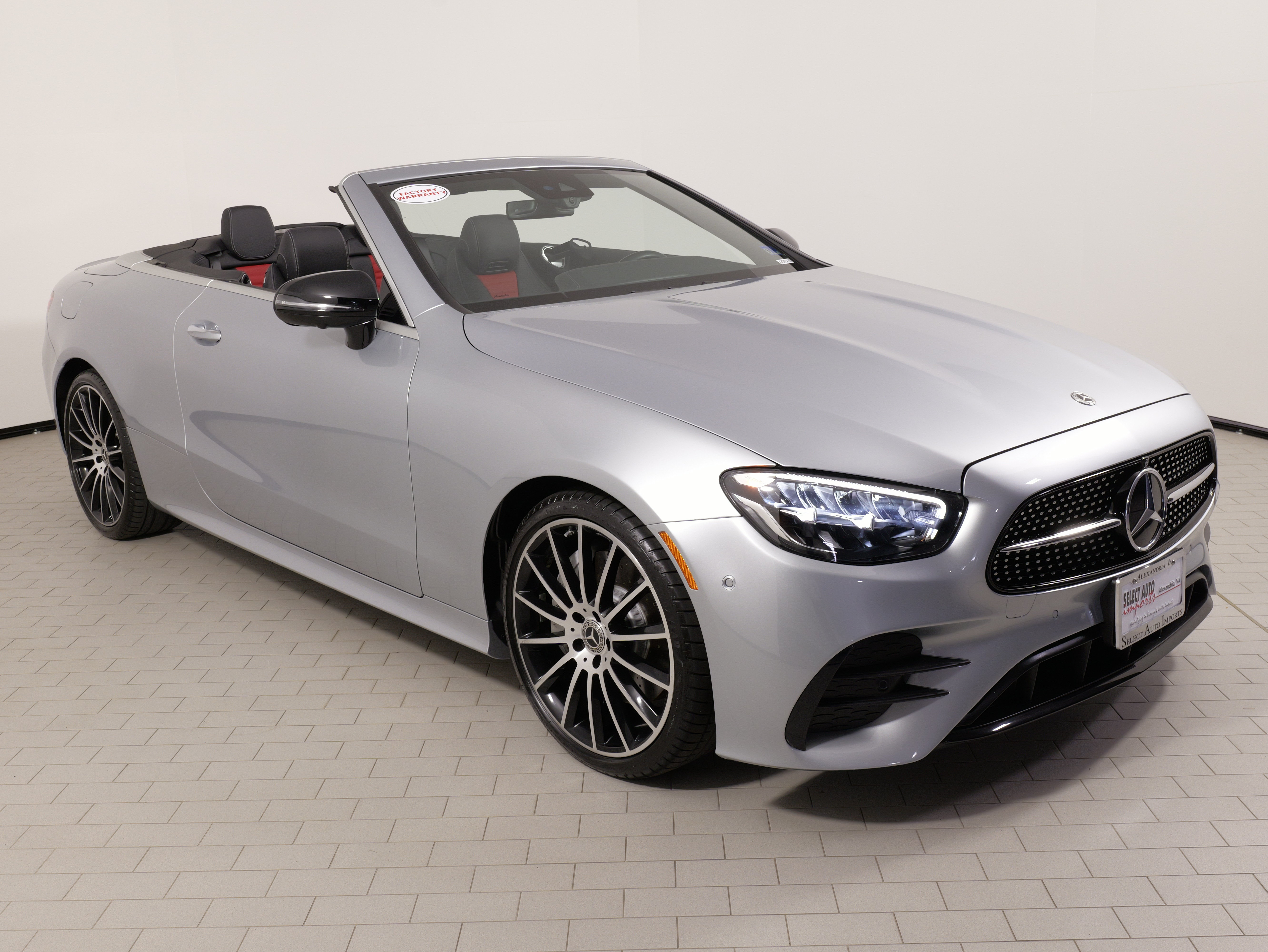 Used 2023 Mercedes-Benz E 450 Cabriolet image 9
