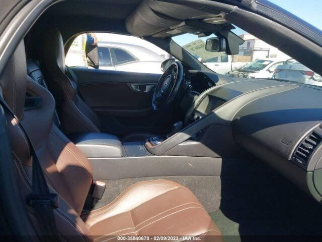 Used 2016 Jaguar F-TYPE S image 28