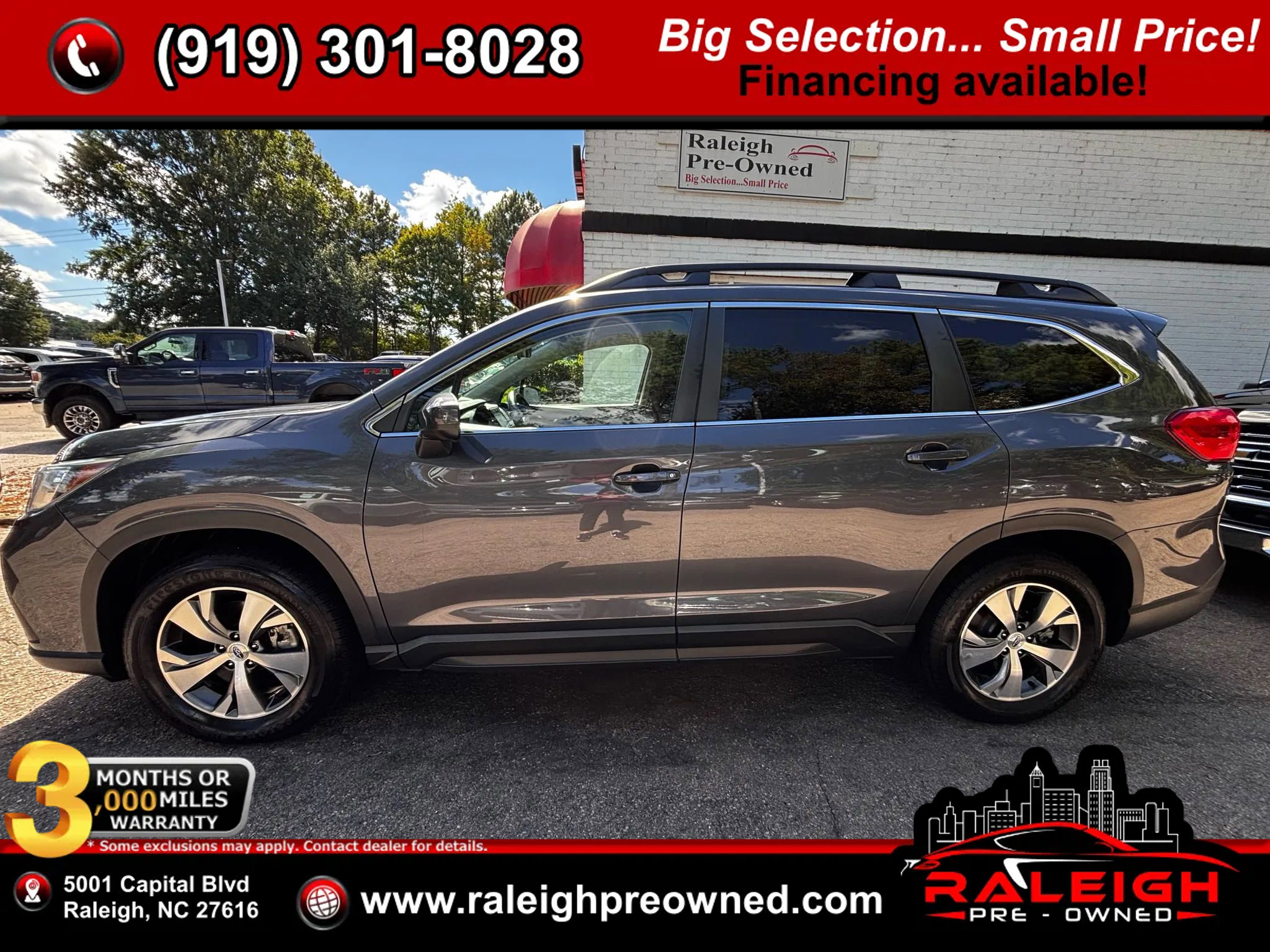 Used 2022 Subaru Ascent Premium image 1