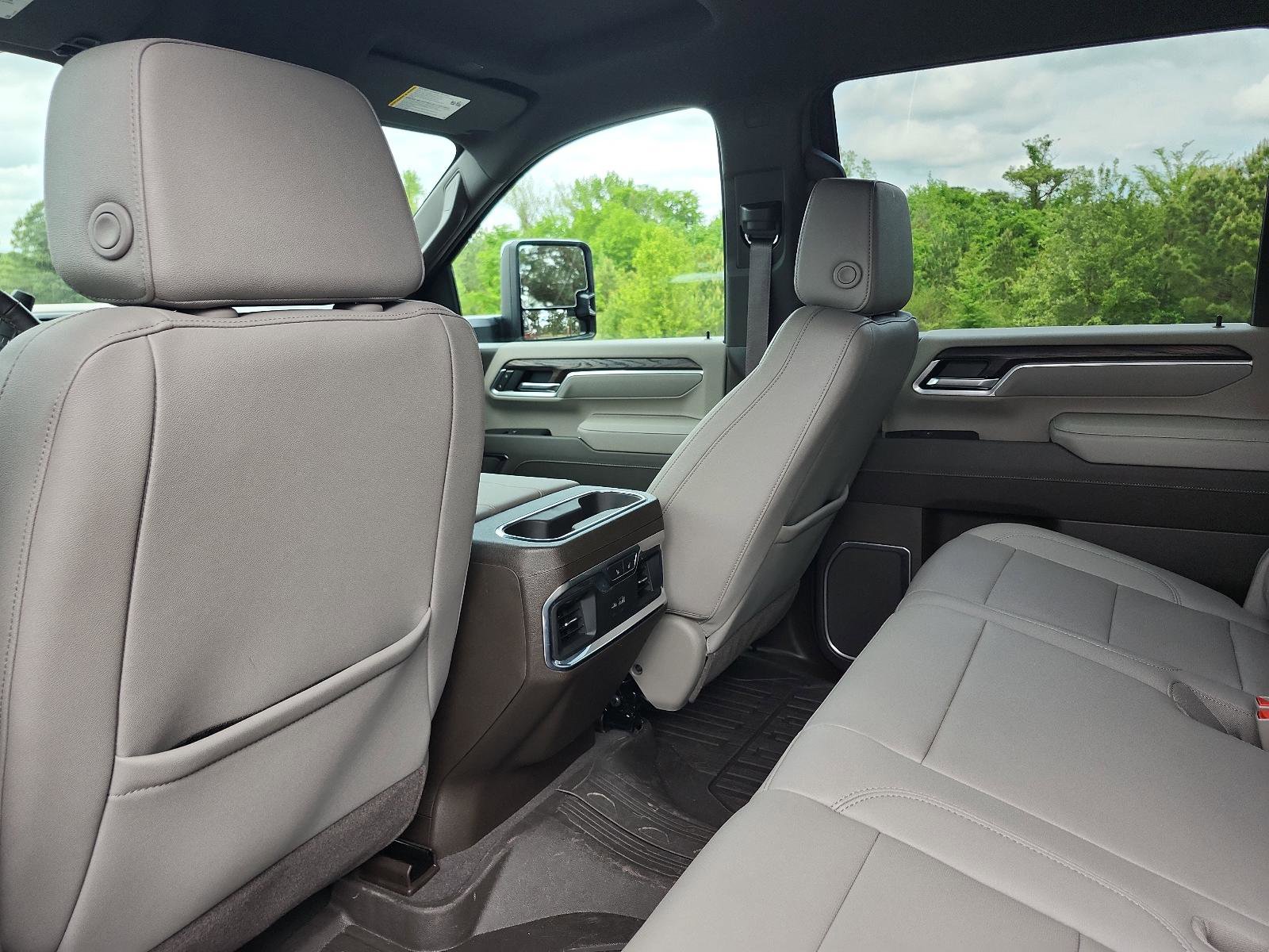 Certified 2025 GMC Sierra 2500 SLT w/ SLT Premium Package AWD/4WD image 14